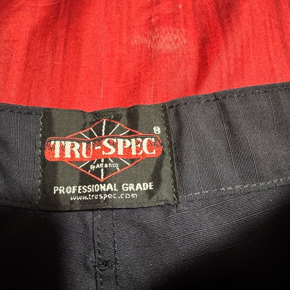 Men's Versatile Cargo Pants in Blue - Picture 3 of 6